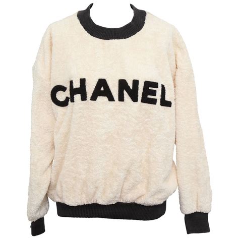 womens chanel sweatsuit